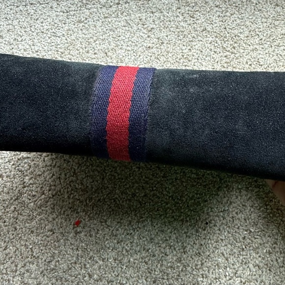 VINTAGE 80s GUCCI CLUTCH BLACK SUEDE HANDBAG PURSE - Picture 4 of 11